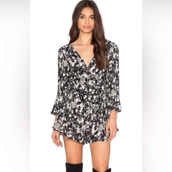 Free People “All The Right Ruffles” Romper – Size XS - Picture 6 of 8
